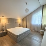 Таунхаус в камерном поселке 9